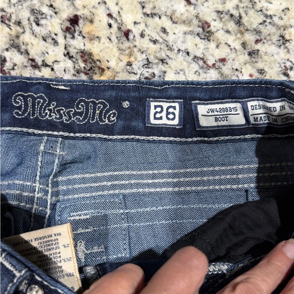 Miss Me Women's Dark Blue Boot Cut Jeans excellent condition! Beautiful! - Picture 5 of 6